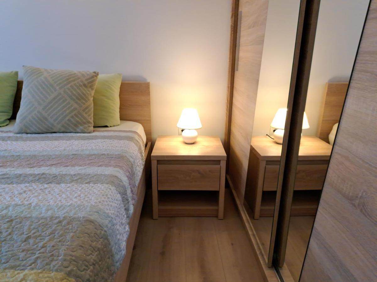 Holiday Apartman Kastela Exterior photo