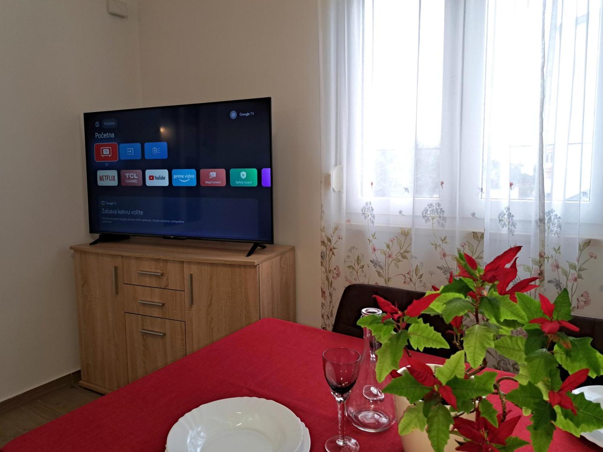 Holiday Apartman Kastela Exterior photo